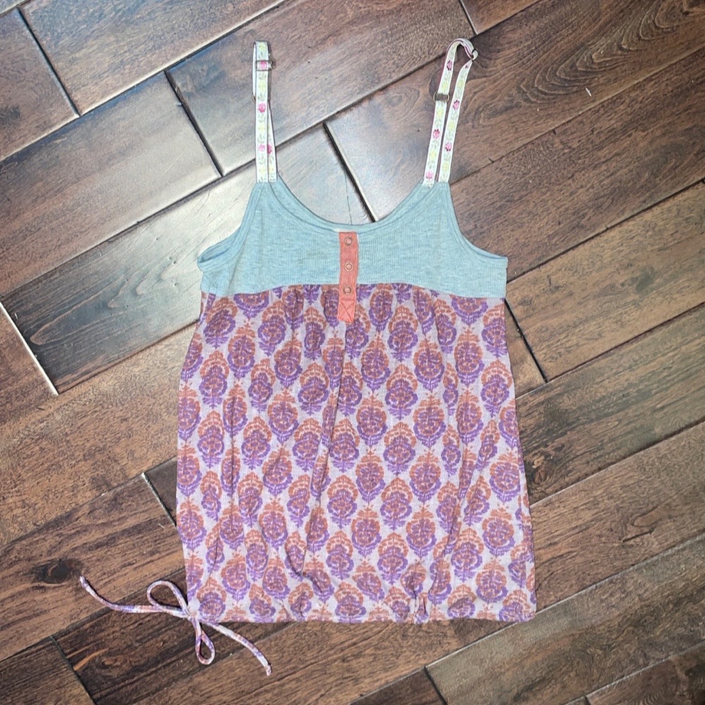 Free People Tank XS cute embroidered strap detail EUC